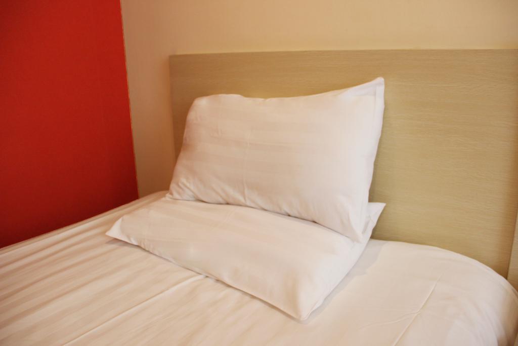 Hanting Express Shanghai Xinzhuang South Square Room photo